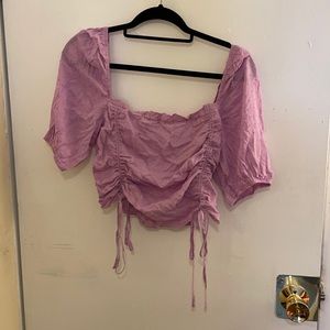 Short sleeve puff shoulder top!